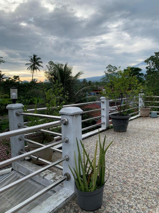 Humbly Boutique Hotel Cianjur Bagian luar foto